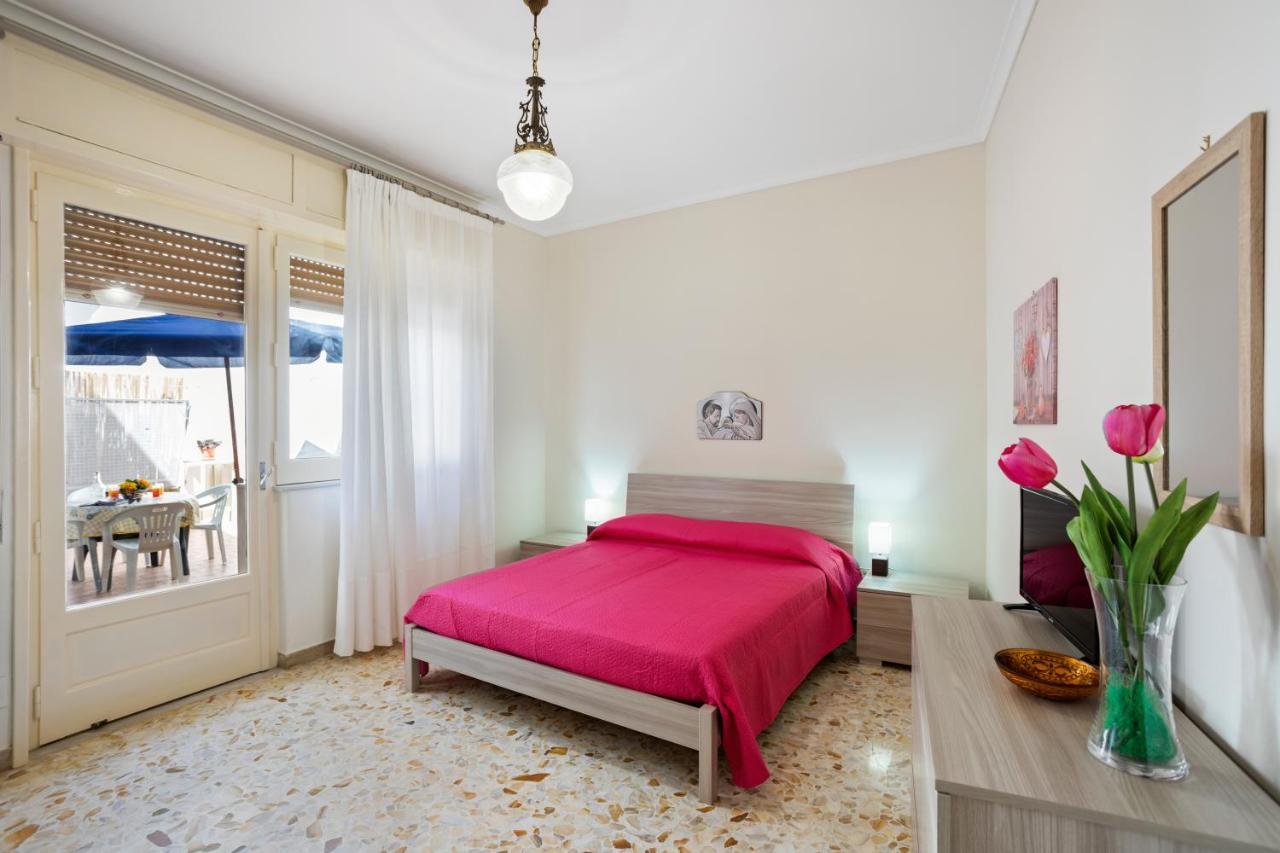 Tra Il Centro E Il Mare Apartment Con Terrazzo 아치카스텔로 외부 사진