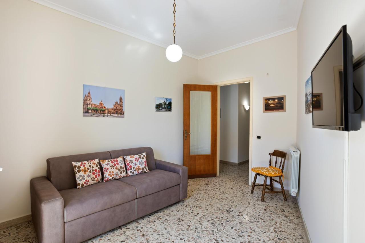 Tra Il Centro E Il Mare Apartment Con Terrazzo 아치카스텔로 외부 사진