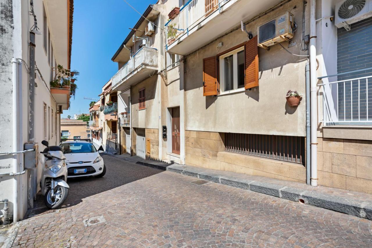 Tra Il Centro E Il Mare Apartment Con Terrazzo 아치카스텔로 외부 사진