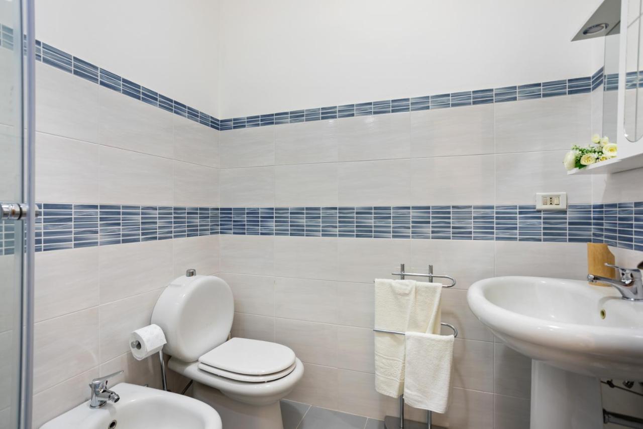 Tra Il Centro E Il Mare Apartment Con Terrazzo 아치카스텔로 외부 사진