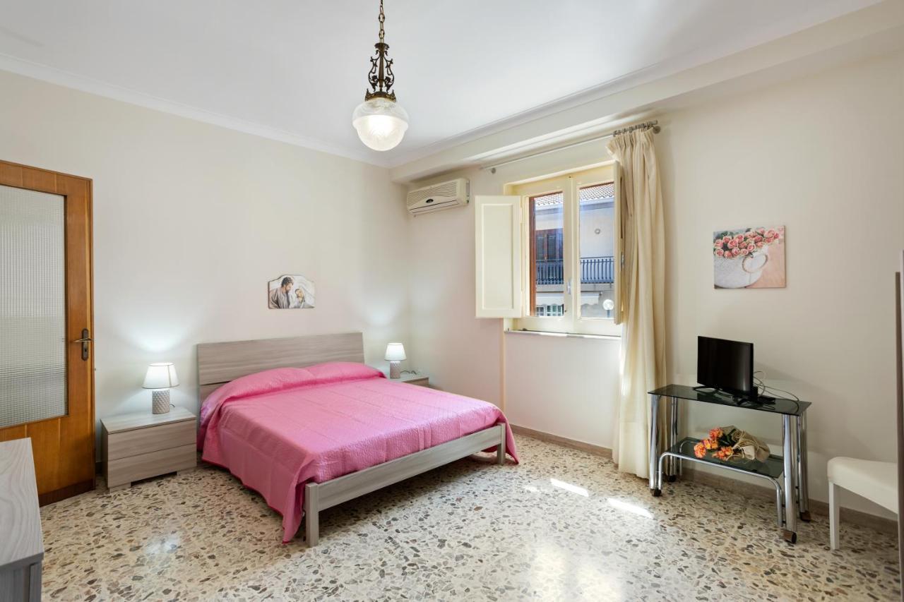 Tra Il Centro E Il Mare Apartment Con Terrazzo 아치카스텔로 외부 사진